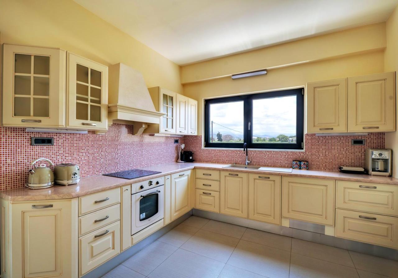 Apartament Fotini 's Near The Center. *